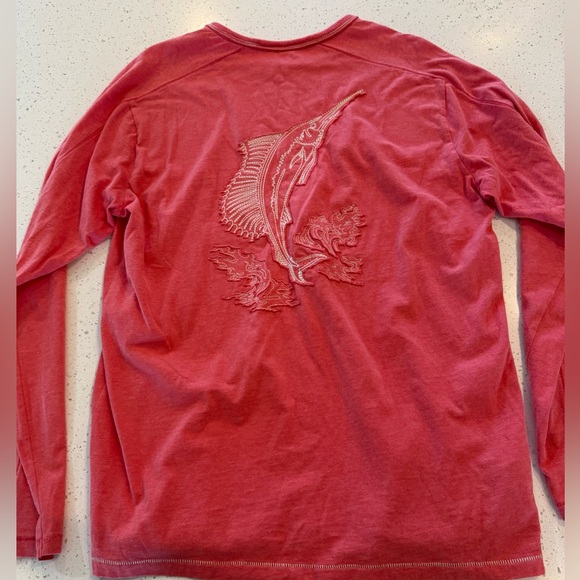 M Tommy Bahama Relax Tee Shirt Marlin Long  Sleeve Cotton Coral Hawaiian Mens - Picture 1 of 16